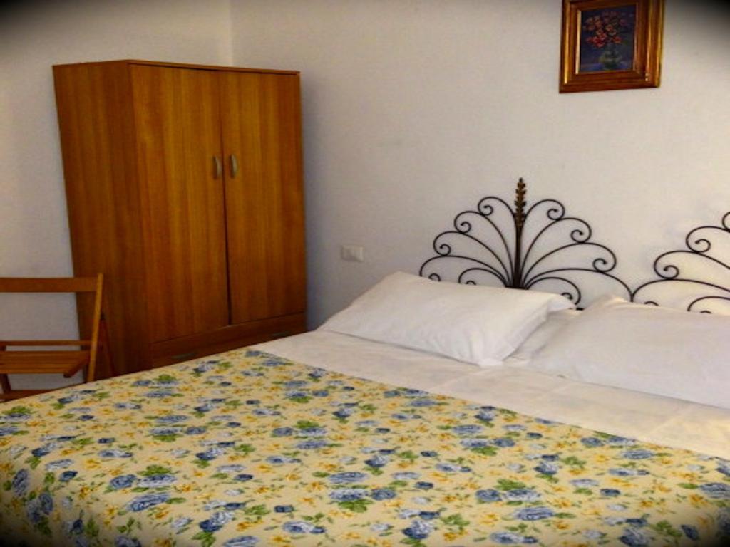 Hostel Veronique Флоренция Стая снимка