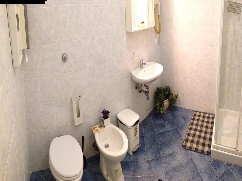 Hostel Veronique Флоренция Стая снимка