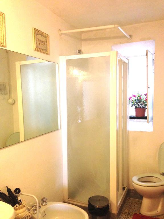 Hostel Veronique Флоренция Стая снимка